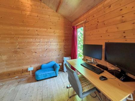 Photo 27