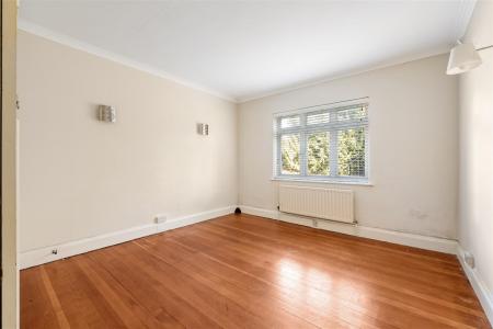 Grove Avenue 5 14692 04 02 26-013.jpg