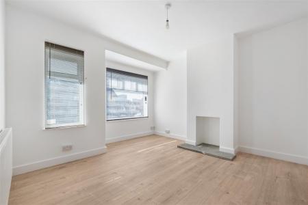 Oliver Road 25-009.jpg