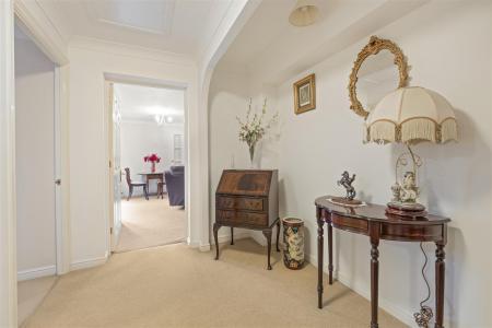 Calverley Court 33-005.jpg