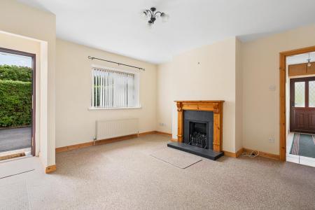 17 Carrigans Road, Newtown Stewart, BT78 4EG-12.jpg