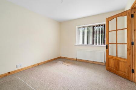 17 Carrigans Road, Newtown Stewart, BT78 4EG-18.jpg