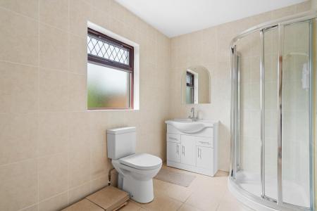 17 Carrigans Road, Newtown Stewart, BT78 4EG-17.jpg