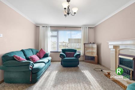 18 Liscurry Gardens, Artigarvan, BT82 0JH (15 of 23).jpg