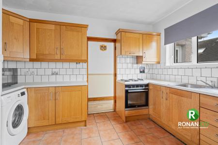 62a Castlefin Road, Castlederg (17 of 25).jpg