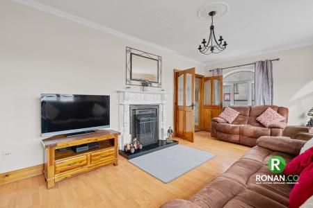 62a Castlefin Road, Castlederg (10 of 25).jpg