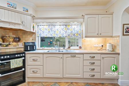 19 Tulacorr Drive, Strabane (25 of 37).jpg