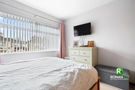 35 Ashgrove Park (6 of 20).jpg