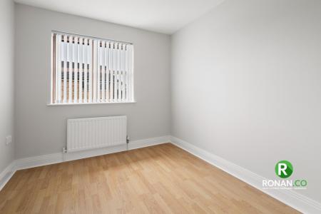 41 Castletown Court, BT82 9FZ (18 of 24).jpg