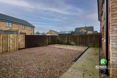 41 Castletown Court, BT82 9FZ (5 of 24).jpg