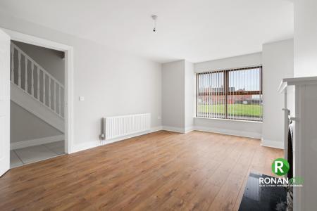 41 Castletown Court, BT82 9FZ (12 of 24).jpg