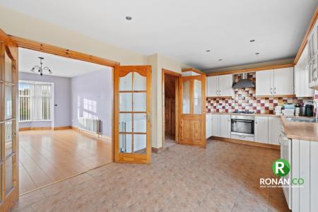 1 Garvan Park, Sion Mills BT82 9WA (15 of 24).jpg