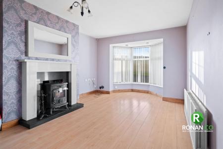 1 Garvan Park, Sion Mills BT82 9WA (9 of 24).jpg