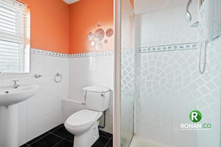 1 Garvan Park, Sion Mills BT82 9WA (21 of 24).jpg