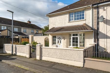 8 Pearse Gardens, Strabane, BT82 9AS-4.jpg