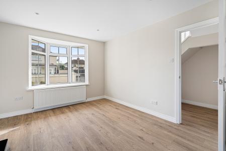 8 Pearse Gardens, Strabane, BT82 9AS-17.jpg