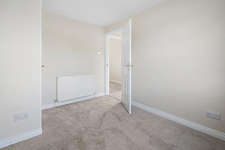 8 Pearse Gardens, Strabane, BT82 9AS-34.jpg