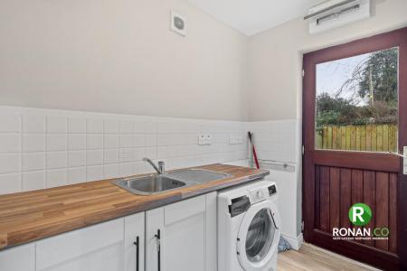 50 Lampton Court, Strabane, BT82 9TA (14 of 22).jpg