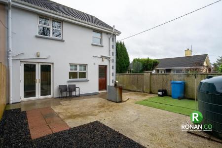50 Lampton Court, Strabane, BT82 9TA (6 of 22).jpg