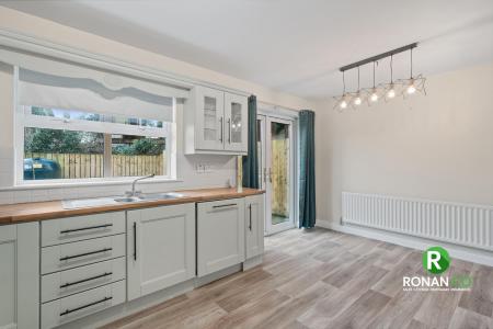 50 Lampton Court, Strabane, BT82 9TA (12 of 22).jpg