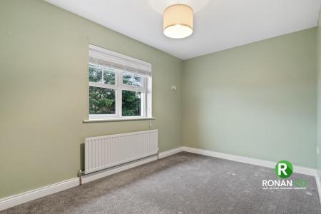 50 Lampton Court, Strabane, BT82 9TA (18 of 22).jpg