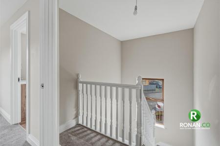 24 Castletown Court, Strabane, BT82 9FZ (29 of 32).jpg