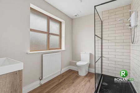 24 Castletown Court, Strabane, BT82 9FZ (25 of 32).jpg