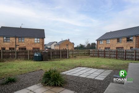 24 Castletown Court, Strabane, BT82 9FZ (6 of 32).jpg