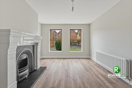 24 Castletown Court, Strabane, BT82 9FZ (31 of 32).jpg