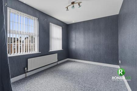 2 Grangewood, Strabane, BT82 8GW (20 of 24).jpg