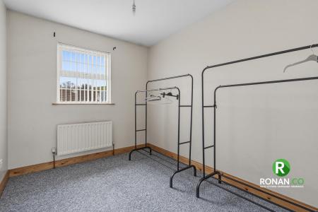 2 Grangewood, Strabane, BT82 8GW (19 of 24).jpg