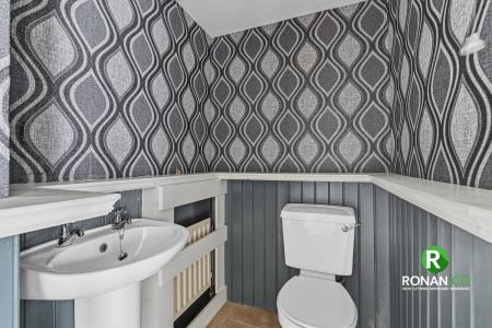 2 Grangewood, Strabane, BT82 8GW (10 of 24).jpg