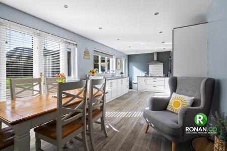 4 Melvin View, Strabane, BT82 9PR (17 of 27)