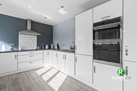 4 Melvin View, Strabane, BT82 9PR (20 of 27)