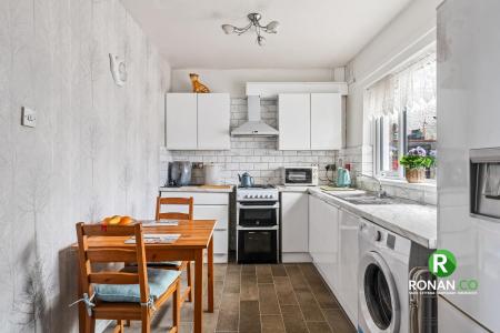 19 Beechmount Avenue, Strabame, BT82 9BD (12 of 20)