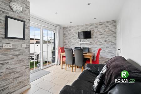 3 Waterside Street, Strabane, BT82 9AA (10 of 18)