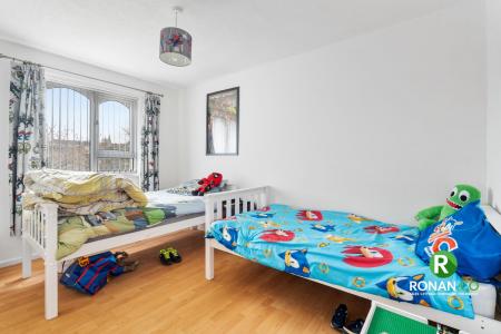 12 Waterside St, Strabane BT82 9AA (19 of 20)