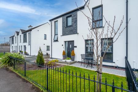 12 Mourne Manor, Strabane-2