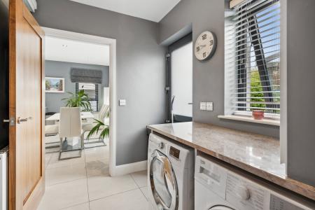 12 Mourne Manor, Strabane-24