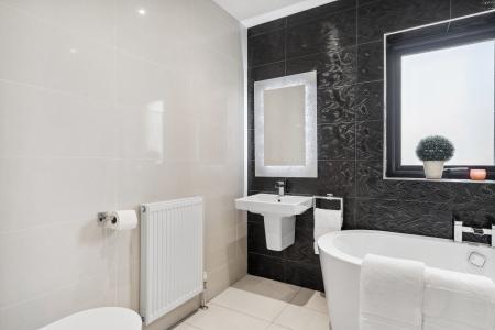 12 Mourne Manor, Strabane-31