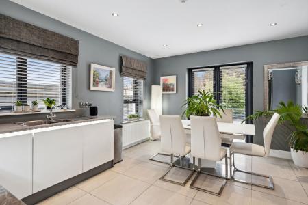 12 Mourne Manor, Strabane-26
