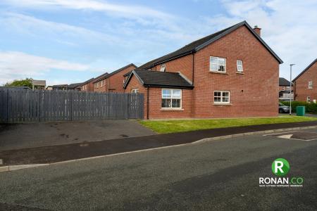 36 Bracken Hill. Strabane, BT82 8FH-6