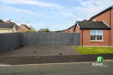36 Bracken Hill. Strabane, BT82 8FH-7