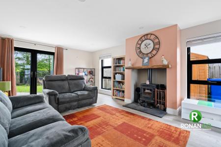 6 Tamnabryan Manor, Bready, BT82 0NX-8