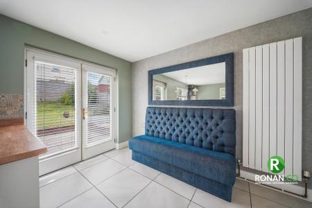 81 Castlegrange Park, Strabane, BT82 9WD-17