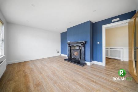 81 Castlegrange Park, Strabane, BT82 9WD-11