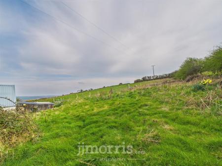 CAM02122G0-PR0275-STILL007.jpg