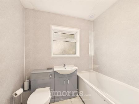 CAM05297G0-PR0102-STILL024.jpg