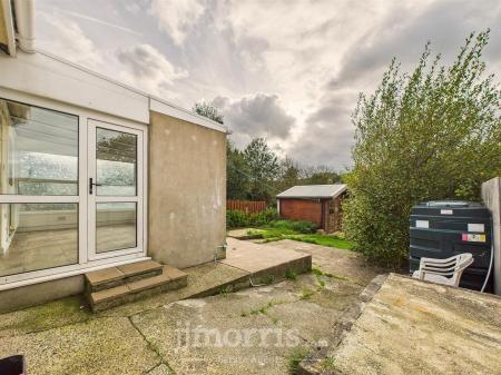 CAM05297G0-PR0102-STILL033.jpg