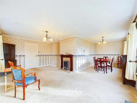 Living/Dining Room